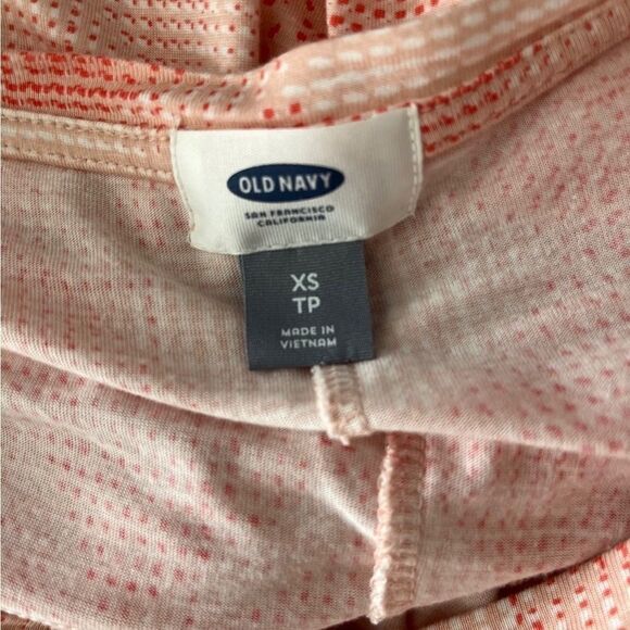 𝅺Old Navy patterned short sleeved tee, size XS - Picture 5 of 5